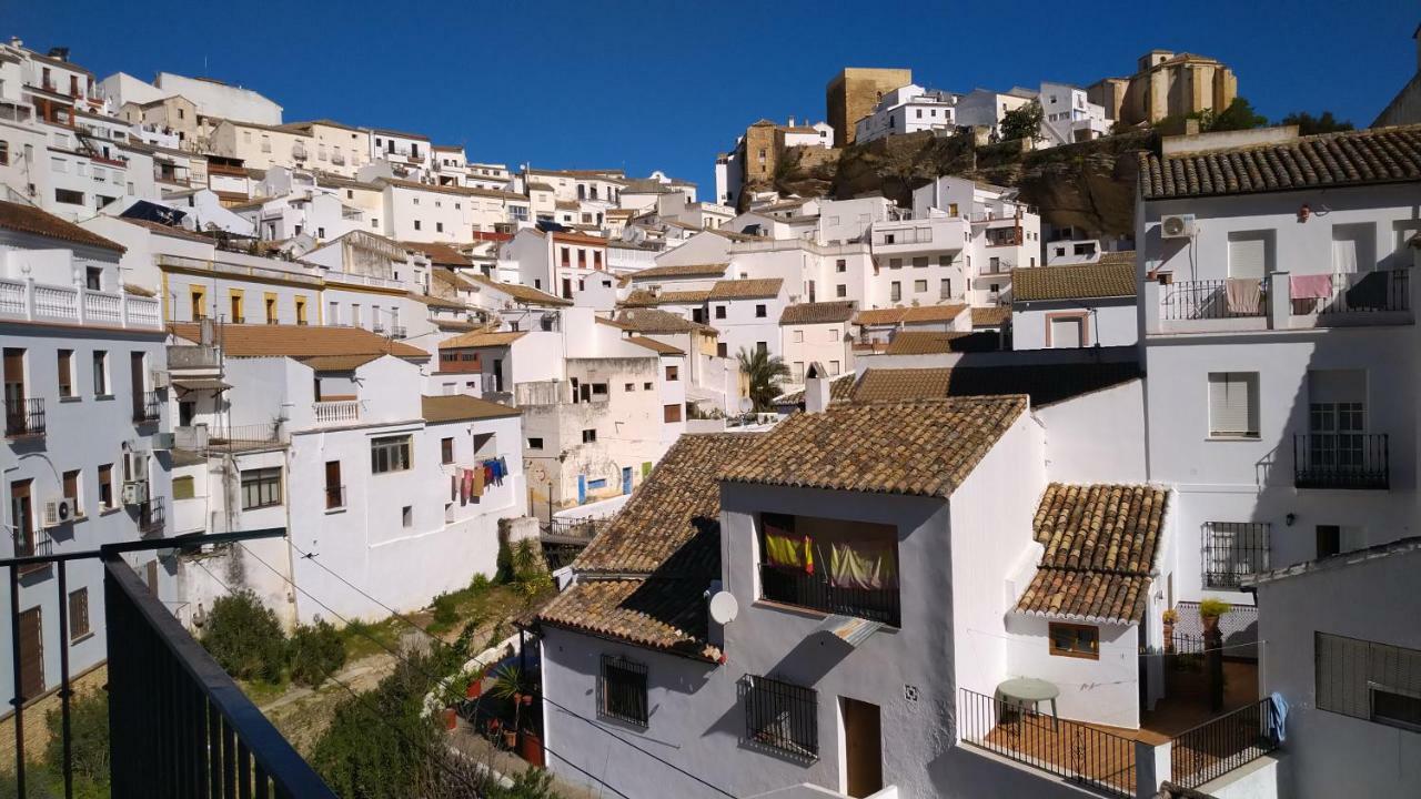 Apartamento con vistas al rio Setenil De Las Bodegas Exterior foto