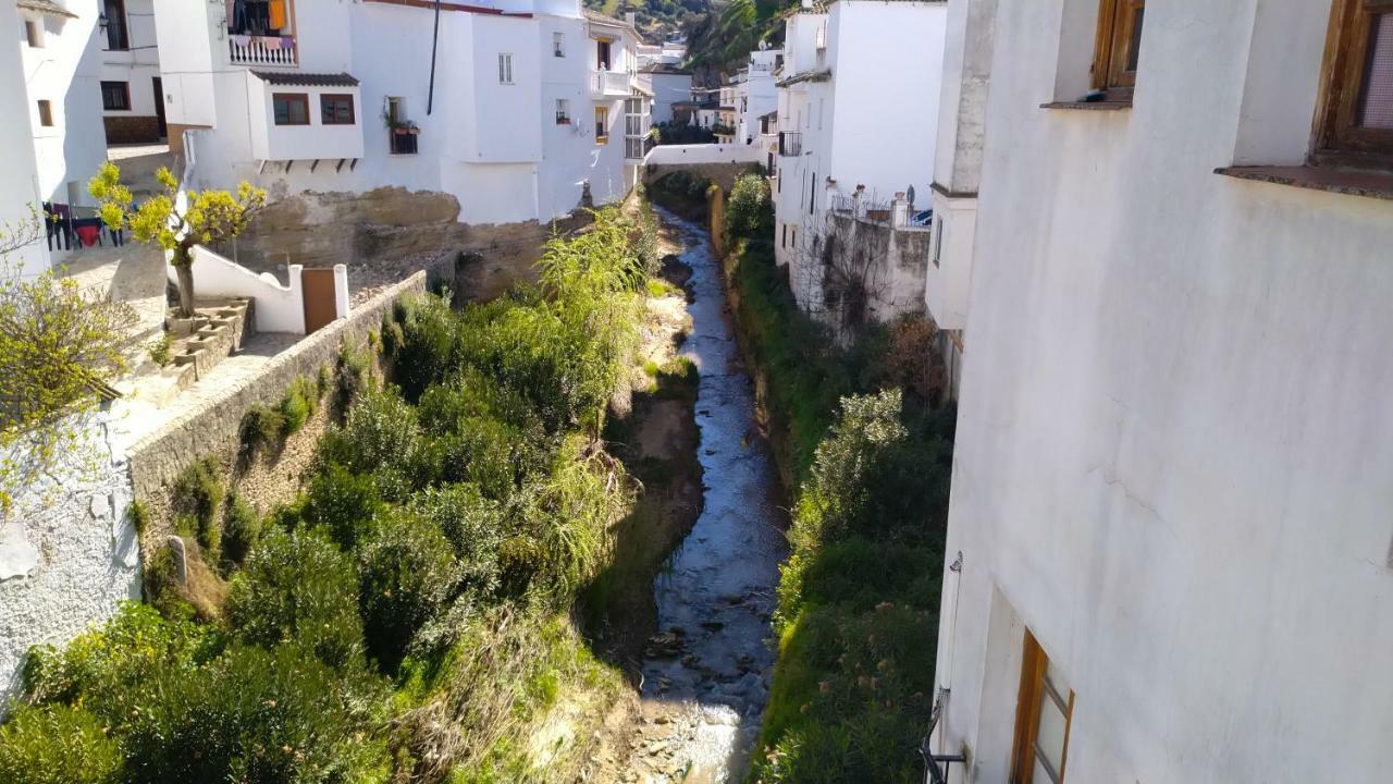 Apartamento con vistas al rio Setenil De Las Bodegas Exterior foto
